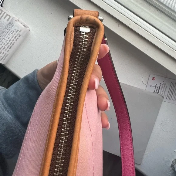 Vintage Coach pino white Signature Small Handbag Purse - Picture 4 of 6